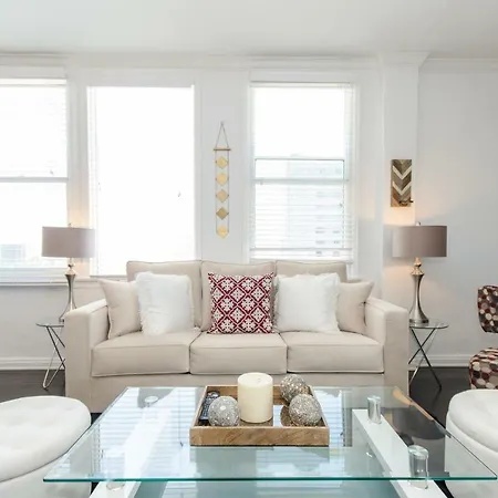 Luxurious Penthouse In Hollywood Towers Hotel
